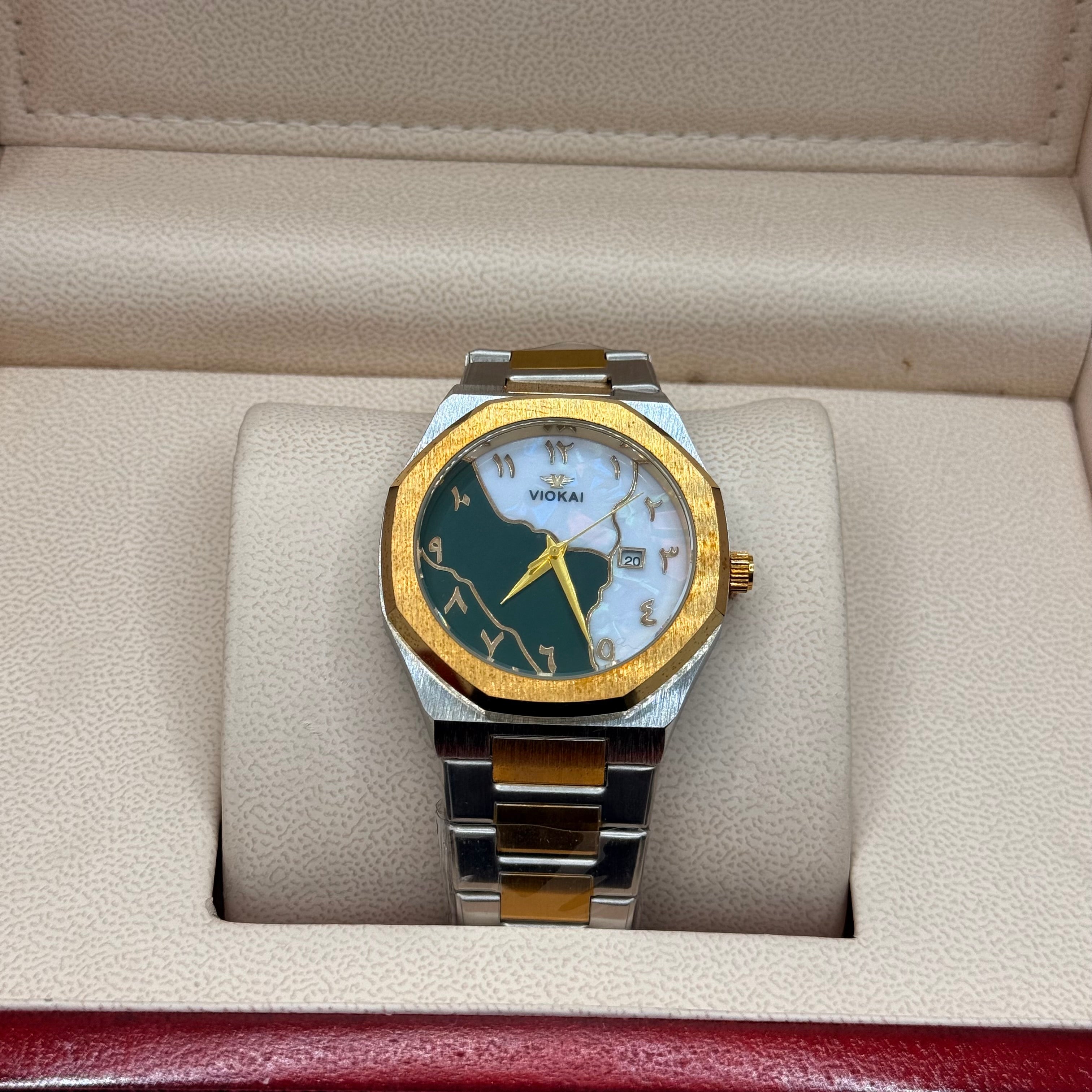 Aura stain less steel truetone with marble green dial